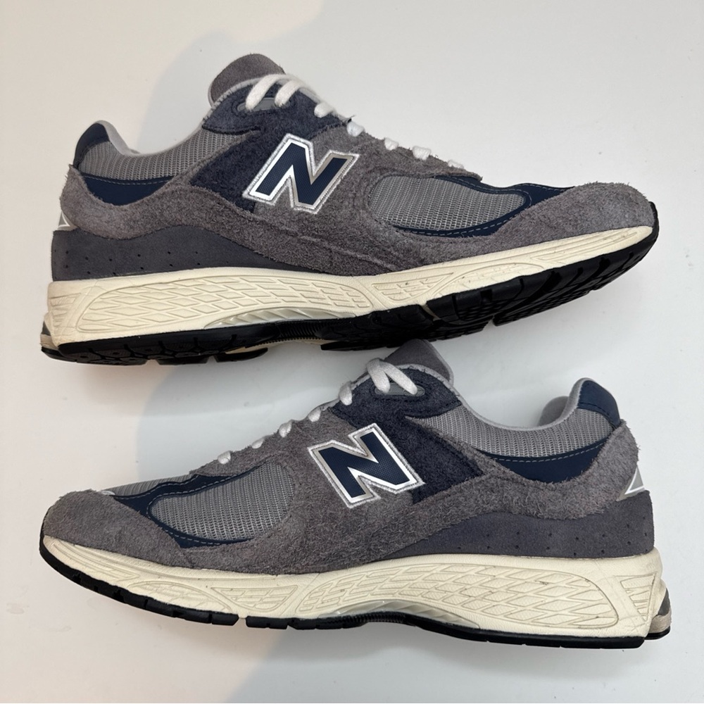 New Balance Men's 2002R  / Size 12 /  M2002REL - Picture 3 of 7
